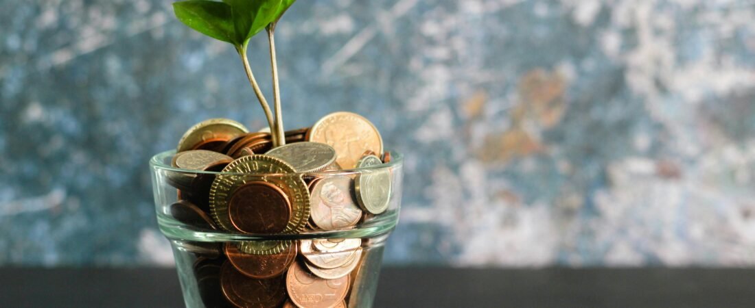 Perché l’Italia ha un debito pubblico così elevato? Analisi storica e possibili soluzioni.